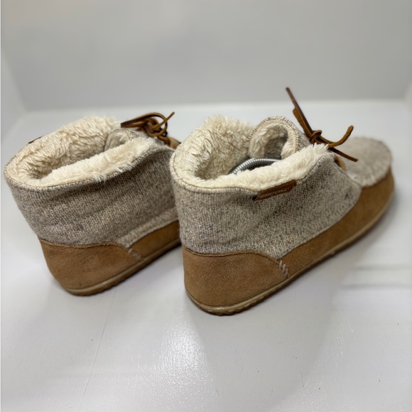 Minnetonka Torrey Slipper Booties tan and cream men’s size 10 - Picture 5 of 11